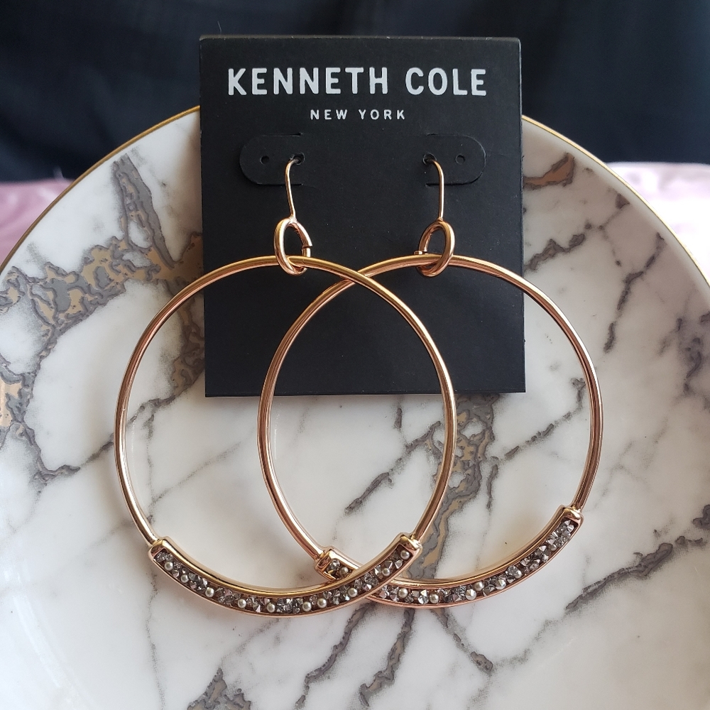 *Brand New- Rose Gold dangling Hoops
